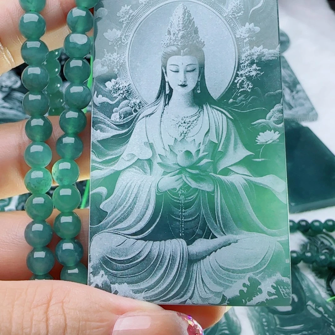 颈饰未镶嵌翡翠多样性发货天然的A货翡翠