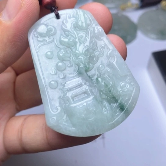 颈饰未镶嵌翡翠翡翠