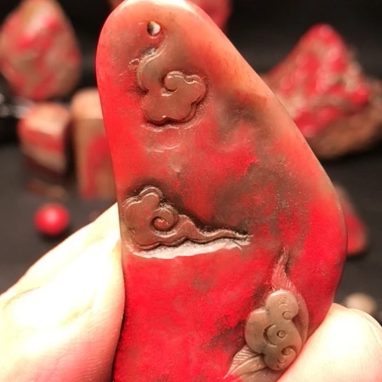昌化石昌化鸡血石挂件