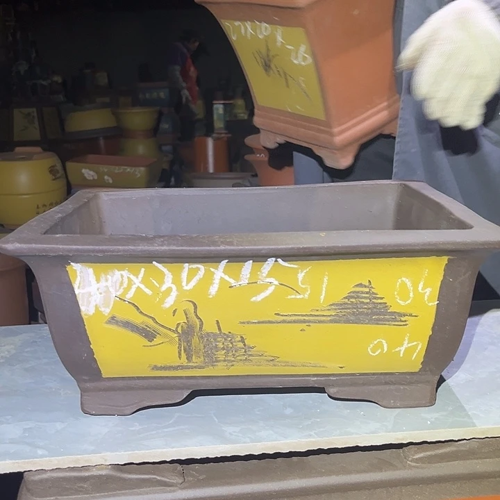 紫砂紫砂花盆和小