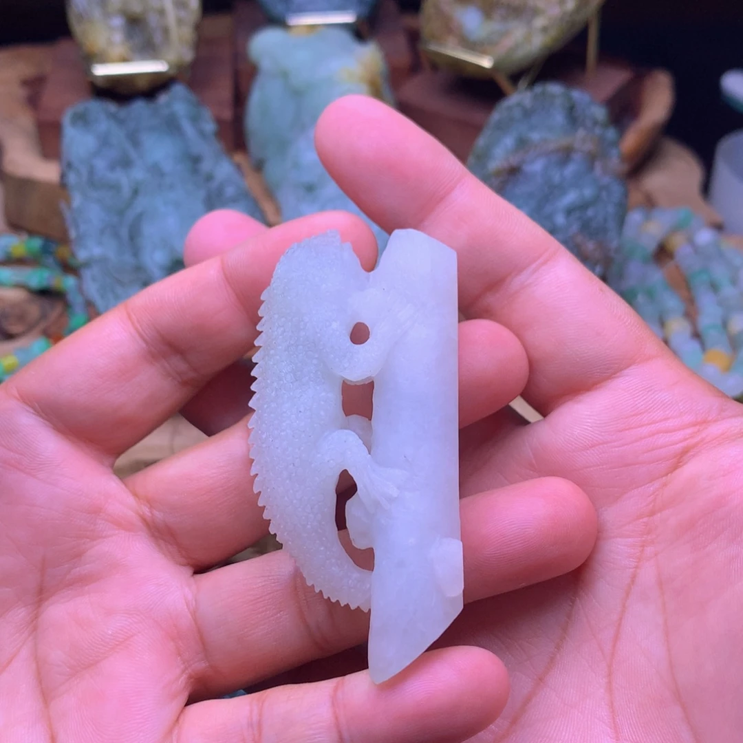 定制翡翠未镶嵌翡翠