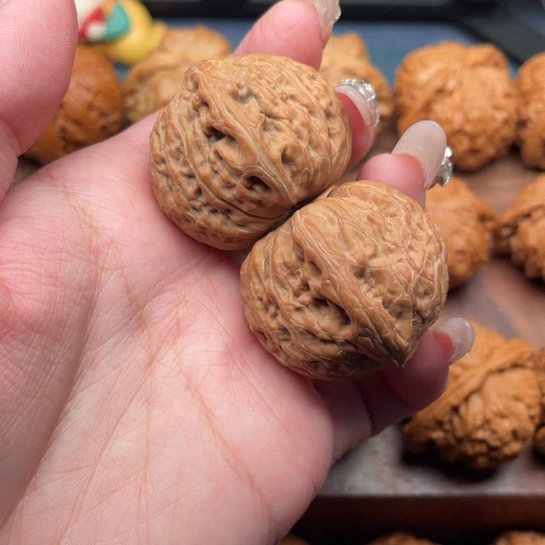 文玩核桃把件全品，红皮铁锤37精配