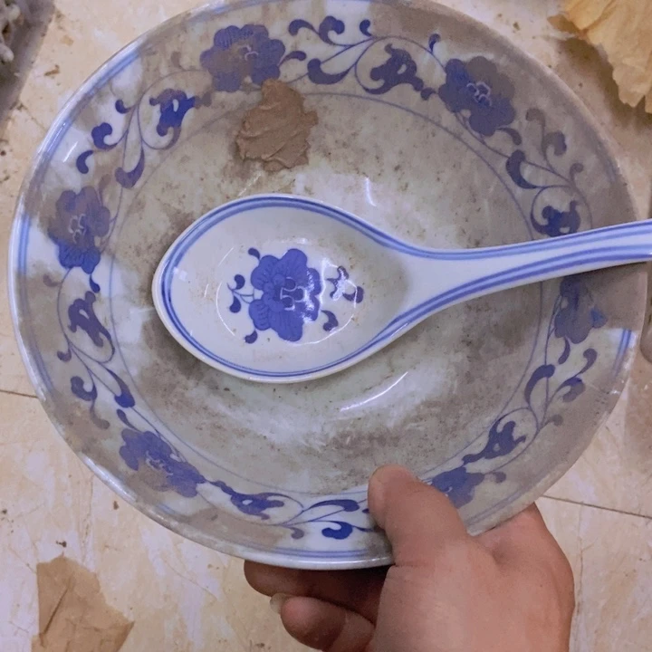 瓷23厘米芙蓉花碗+大勺