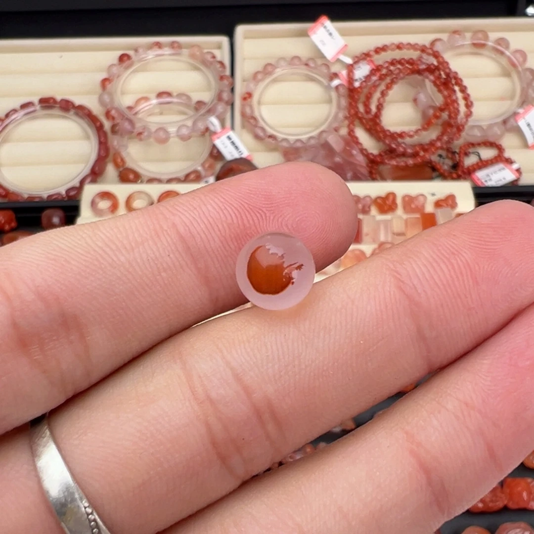 南红玛瑙未镶嵌川料圆珠8.7mm