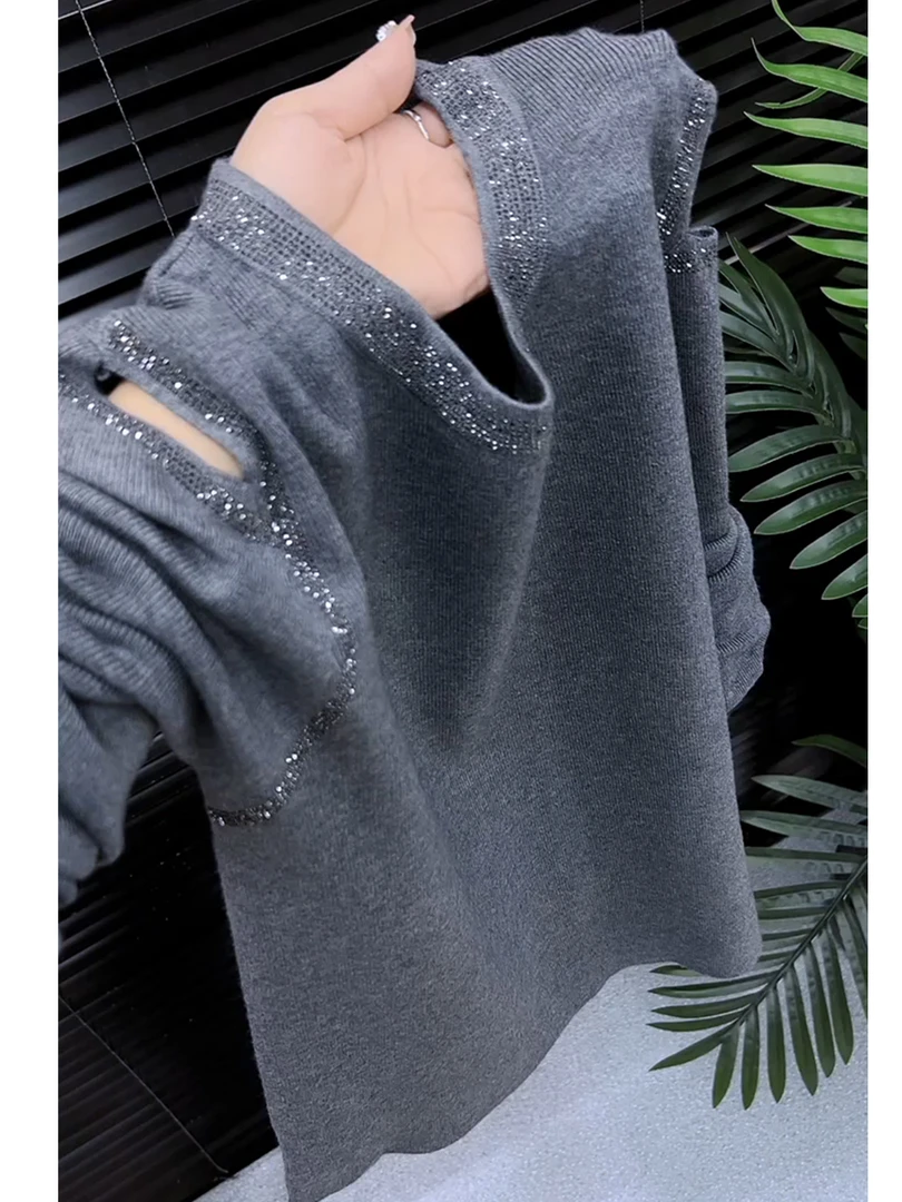 御姐范灰色圆领烫钻针织衫女秋季2025年新款高级感显瘦打底衫上衣