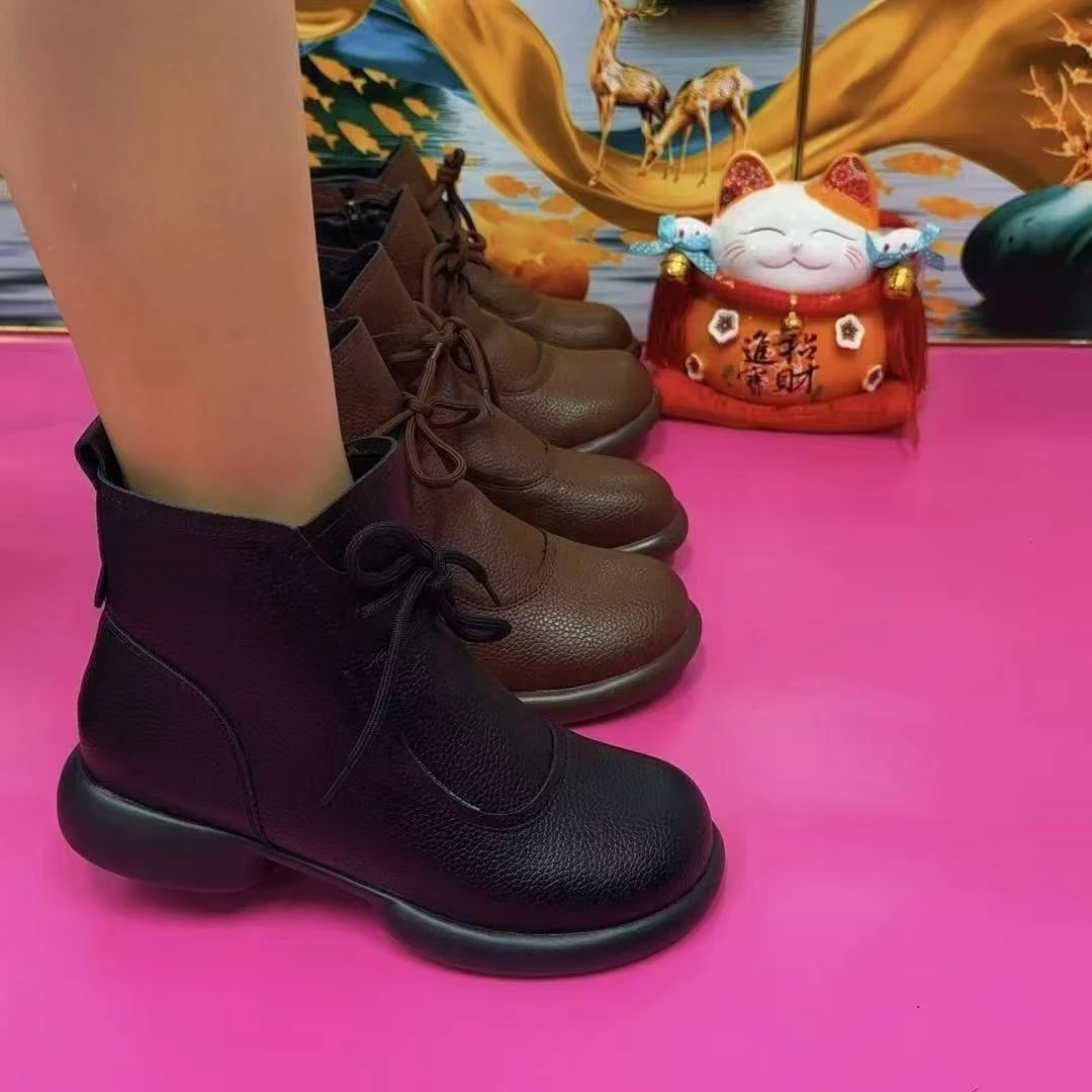 真皮短靴女2025秋冬新款牛皮圆头粗跟低跟平底女靴加绒妈妈马丁靴