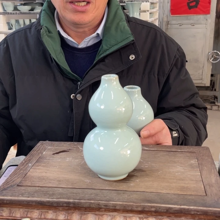 摆件天青小葫芦瓶