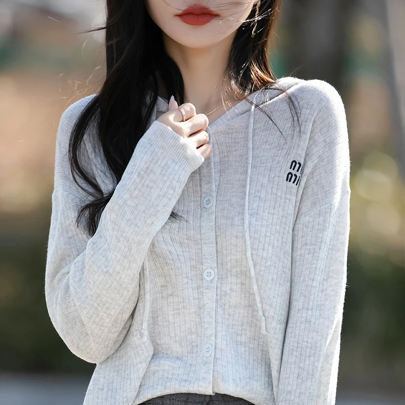 刺绣连帽针织衫开衫女春秋温柔风JR714