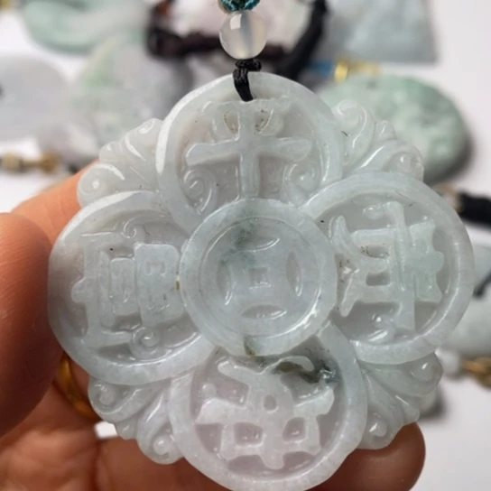 翡翠未镶嵌挂件翡翠
