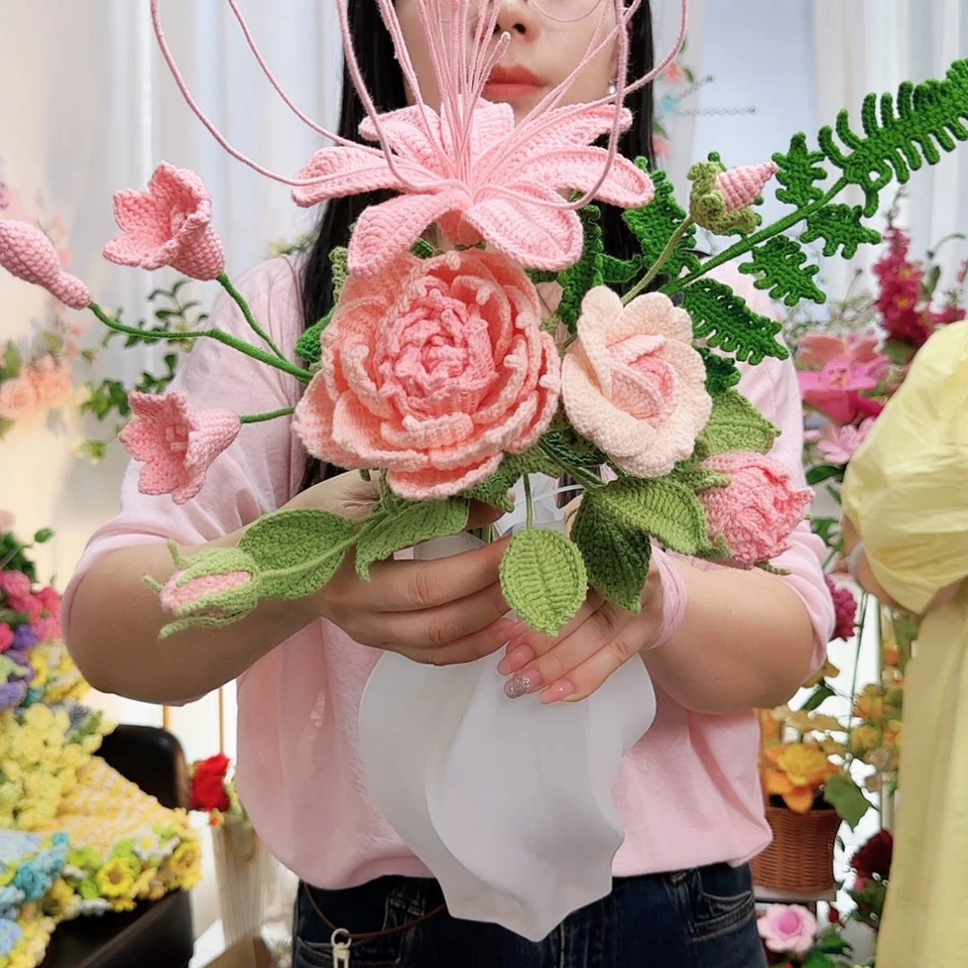 莱赛尔纤维棉手工钩织花束