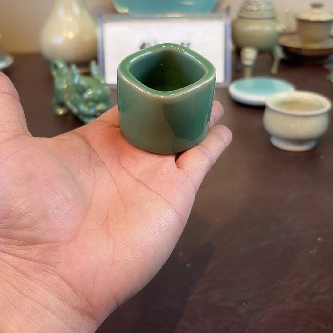 瓷片龙泉青瓷福利青瓷