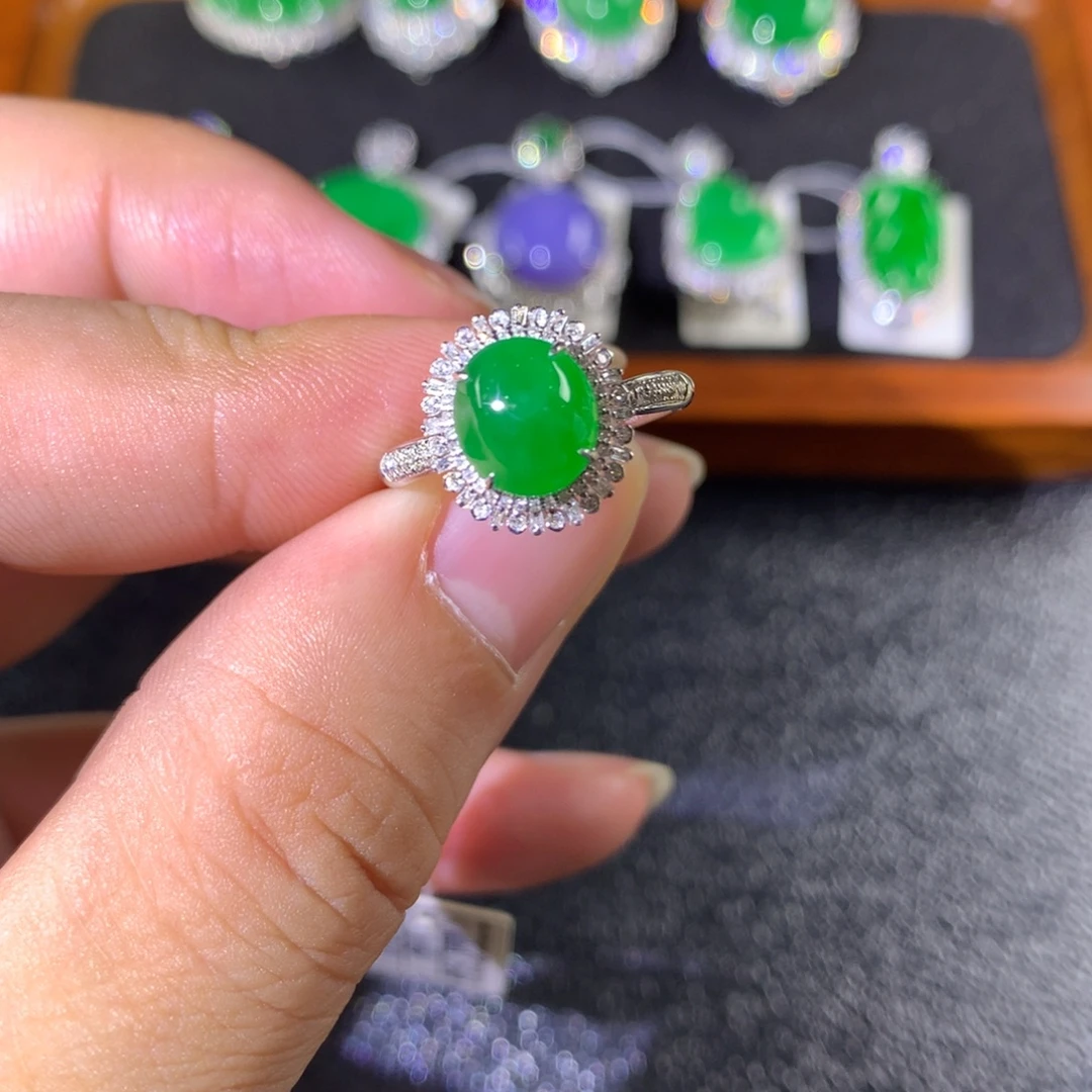 翡翠18K金镶嵌戒指翡翠