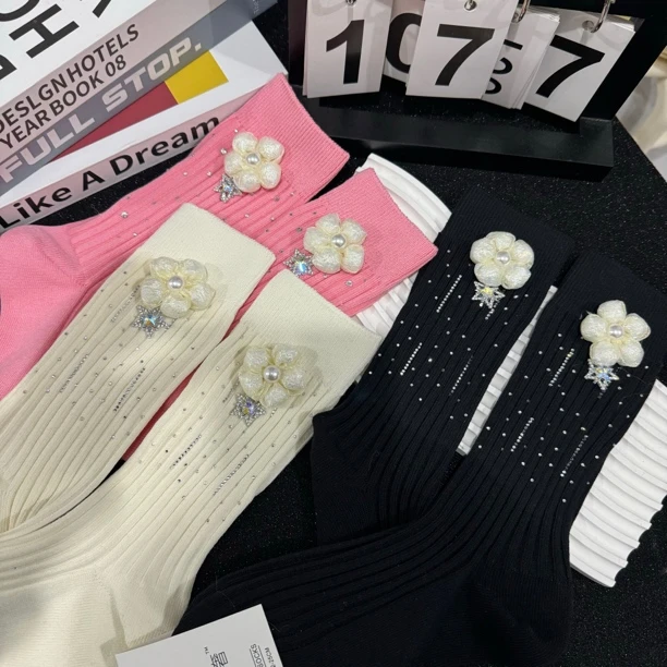 欧货小花珍珠饰品袜重工星星闪钻轻奢外穿堆堆袜ins百搭纯棉袜