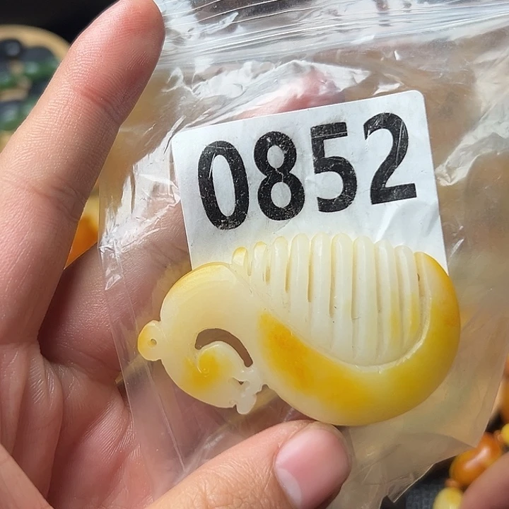 和田玉未镶嵌手串