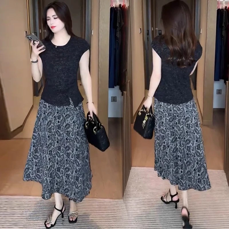 时尚连衣裙女2025夏季新款洋气显瘦设计感短袖上衣半身裙两件套