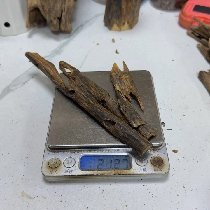 沉香碎屑沉香绿奇21克