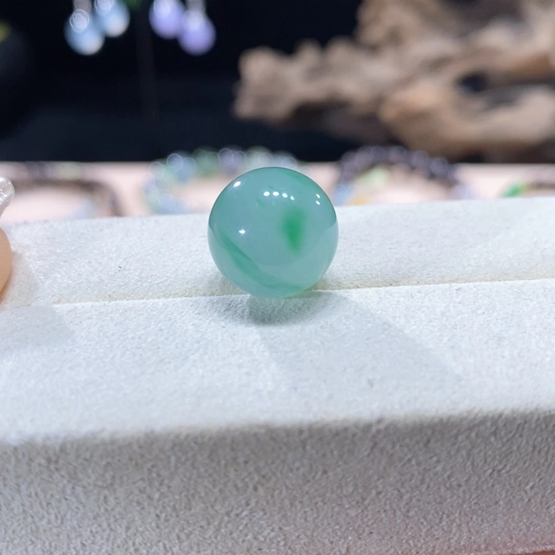 翡翠未镶嵌颈饰翡翠冰绿圆珠13+mm