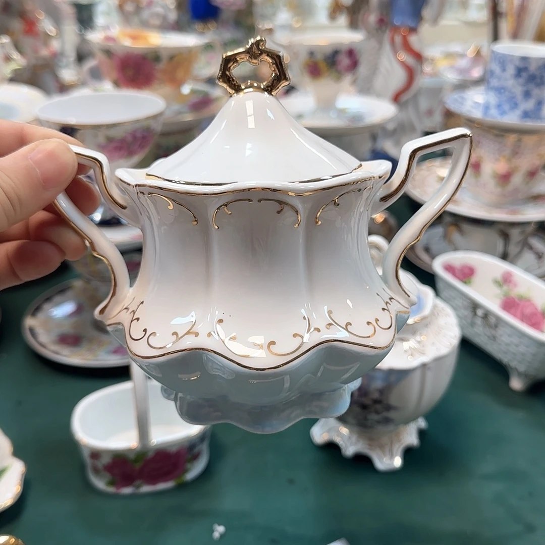 冠衡外贸陶瓷有限公司