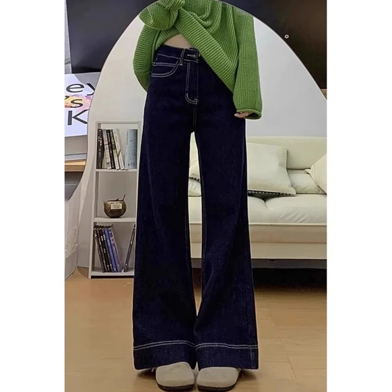深色丹宁蓝微喇叭牛仔裤女春季新款复古高腰宽松阔腿显瘦直筒裤子