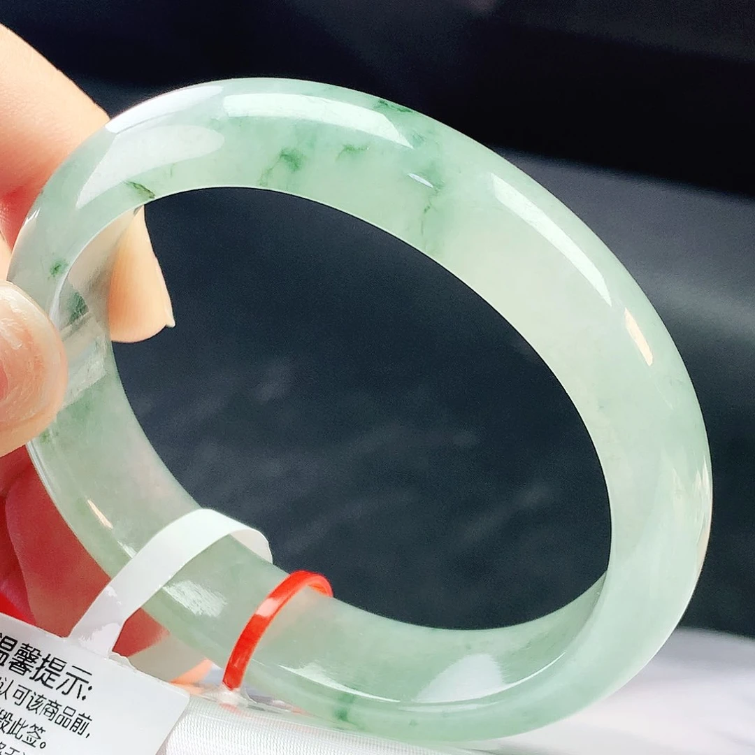 未镶嵌手镯翡翠55贵妃