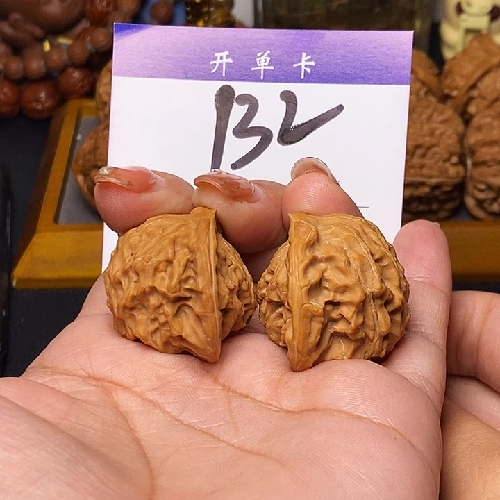 桃核吊坠蛇头35有修s