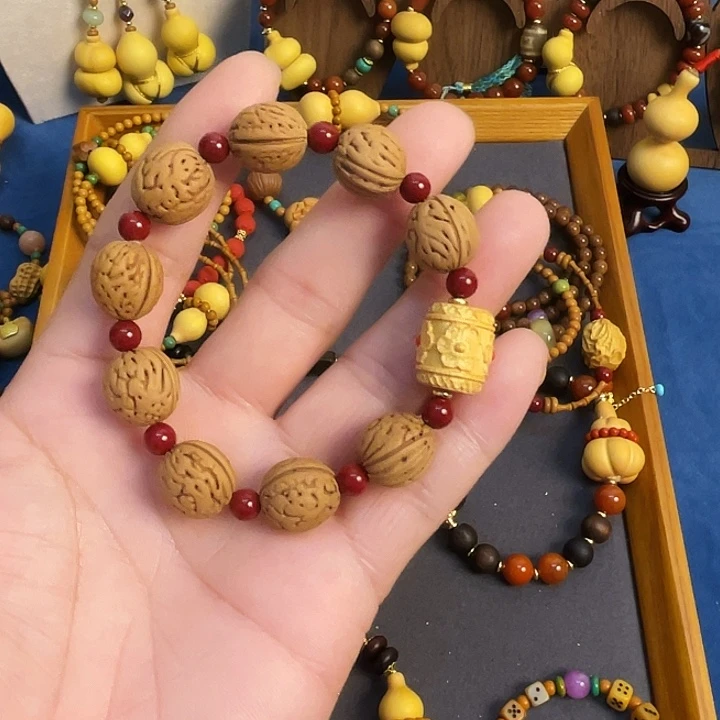 天然桃核路路通手链