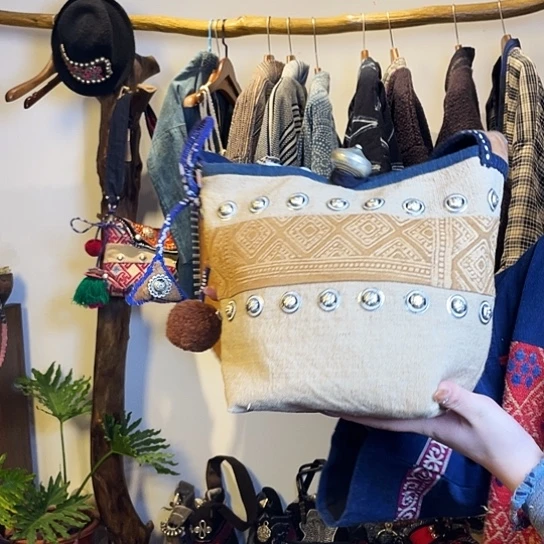 织绣手工制作包包