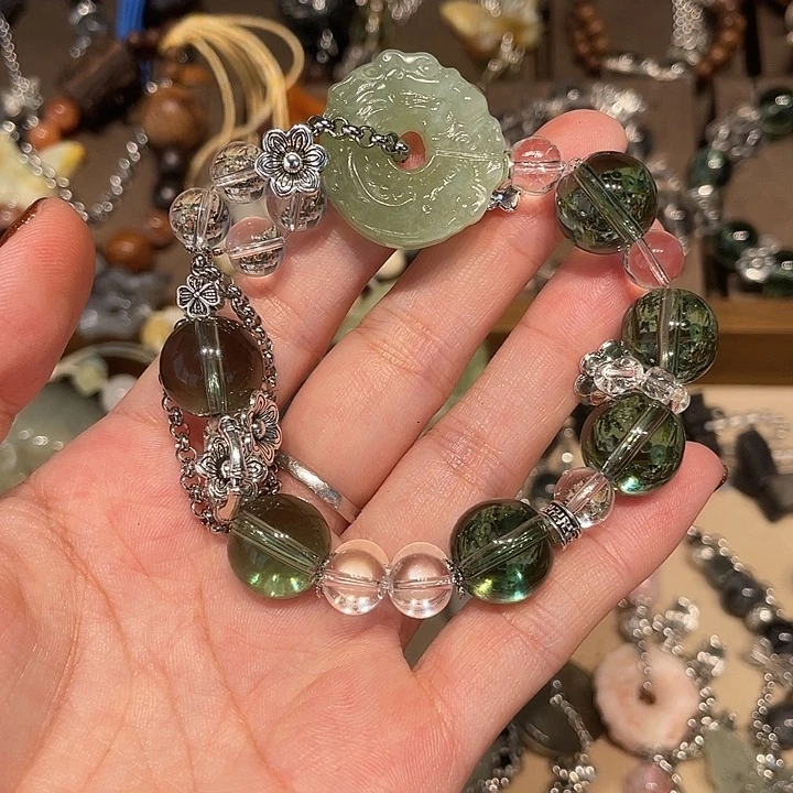 合金蛇纹石玉颈饰