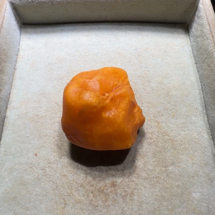 定制琥珀未镶嵌专属定制