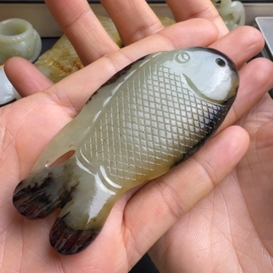 和田玉挂件未镶嵌仙**识