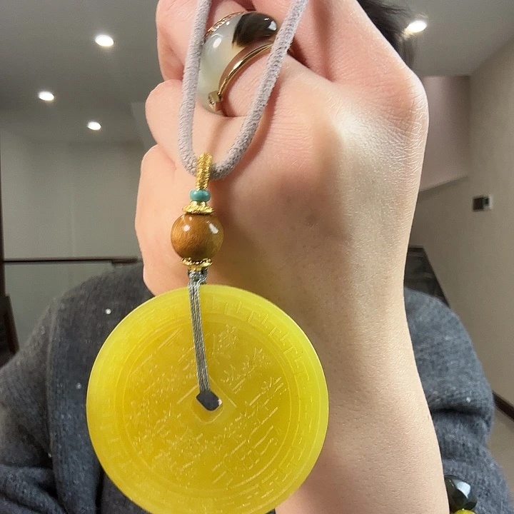 ****荣蛇纹石玉未镶嵌颈饰