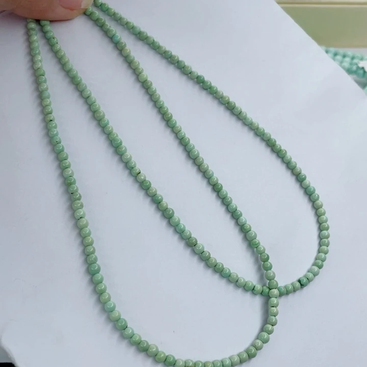 绿松石未镶嵌颈饰