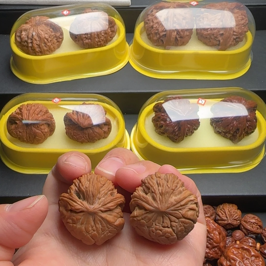 文玩核桃把件南疆石蛇全品29