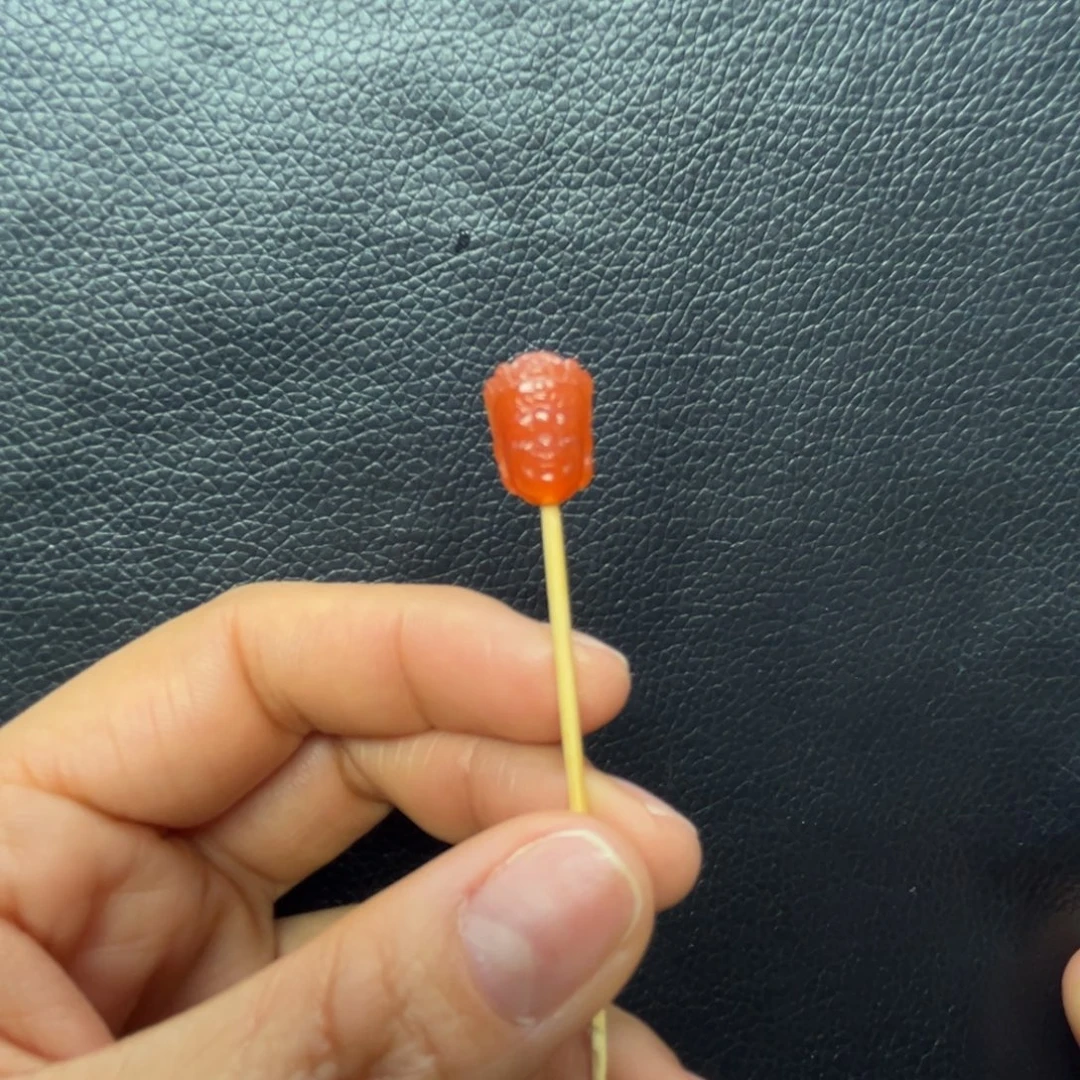 南红玛瑙未镶嵌背云