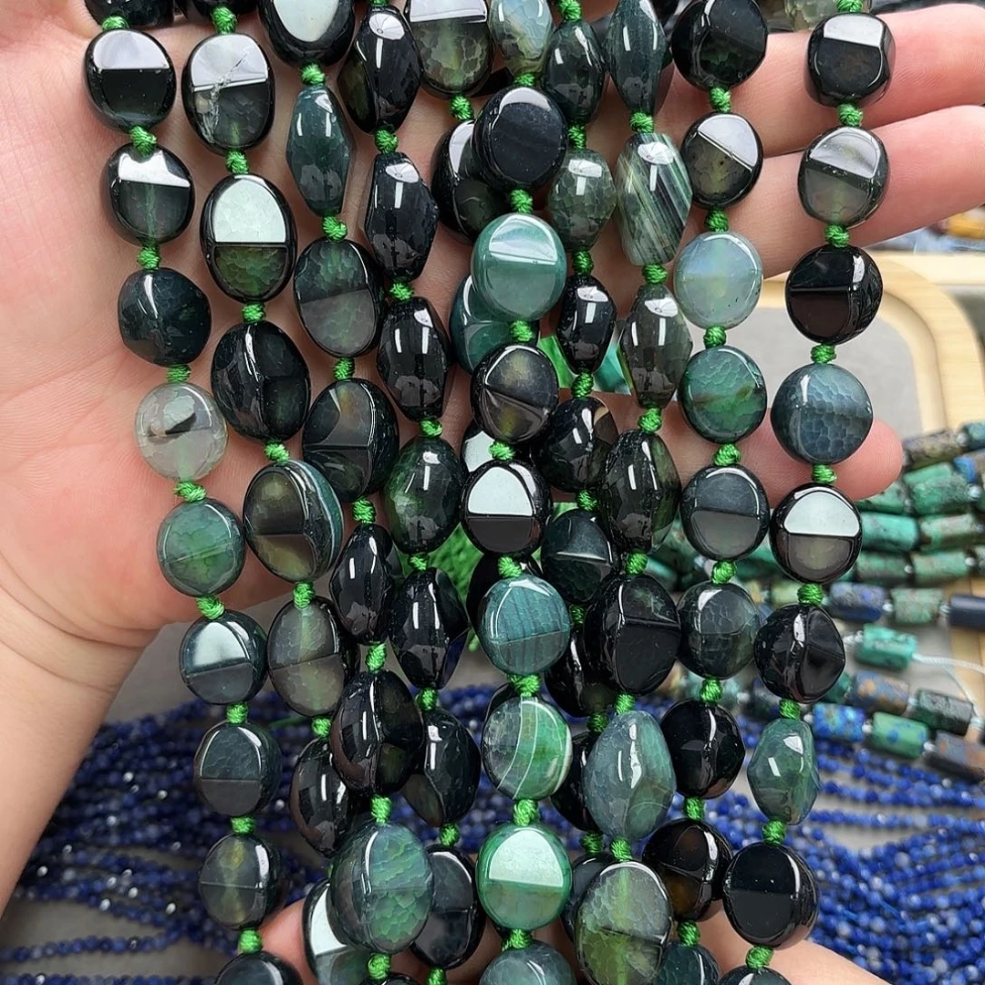 玛瑙/玉髓未镶嵌珠宝半成品14×15墨绿原石切一条