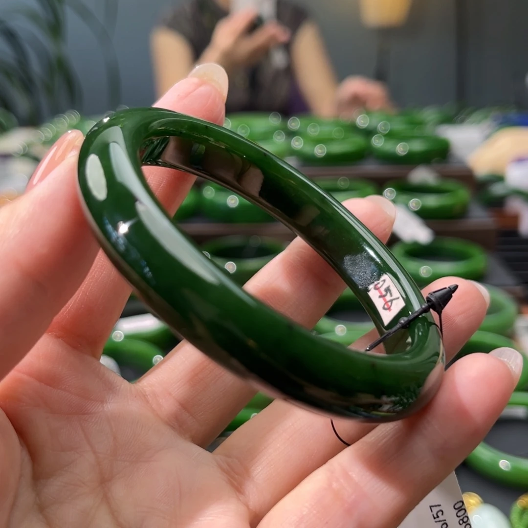 和田玉（碧玉）手镯未镶嵌