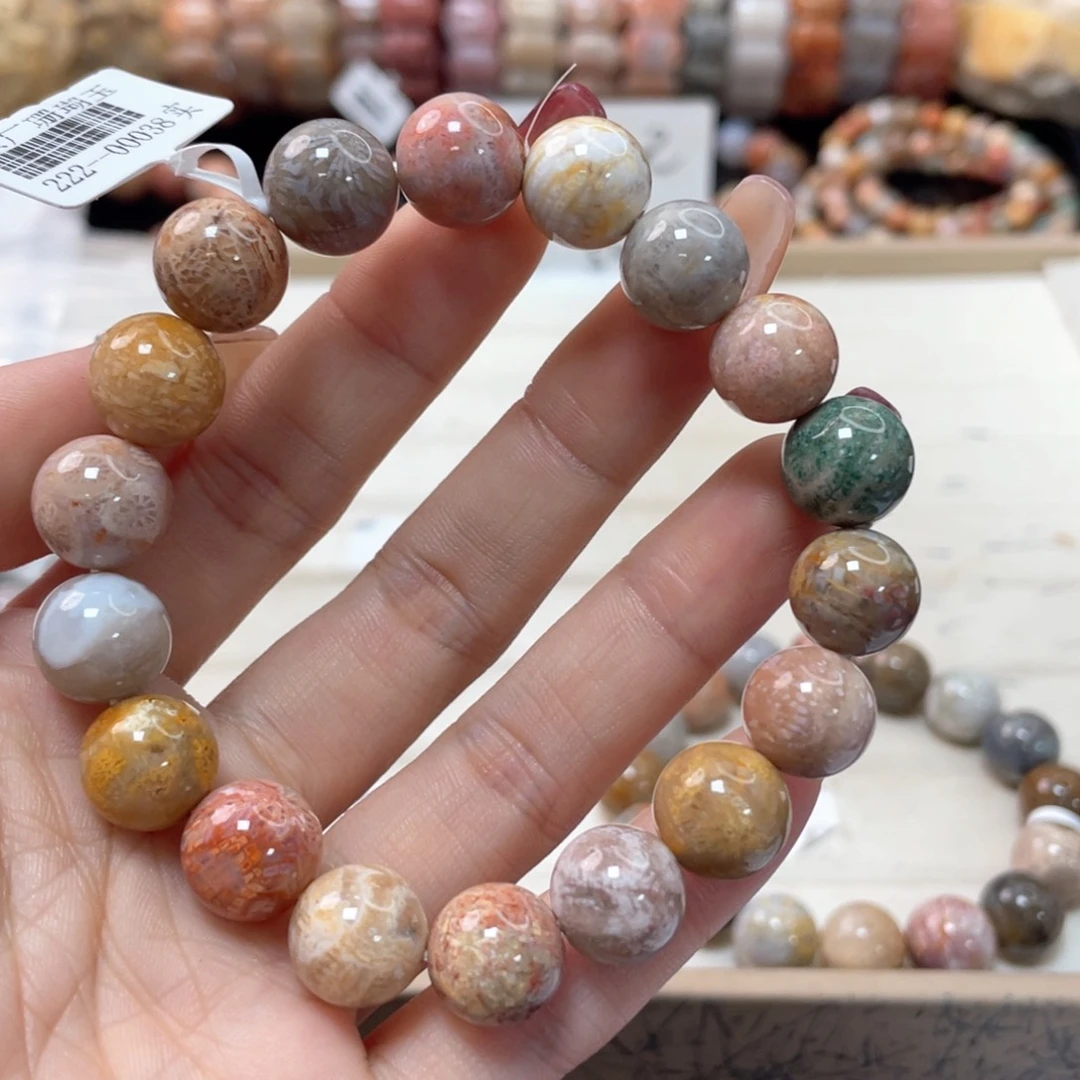 硅化珊瑚（珊瑚玉）手链未镶嵌y****n451