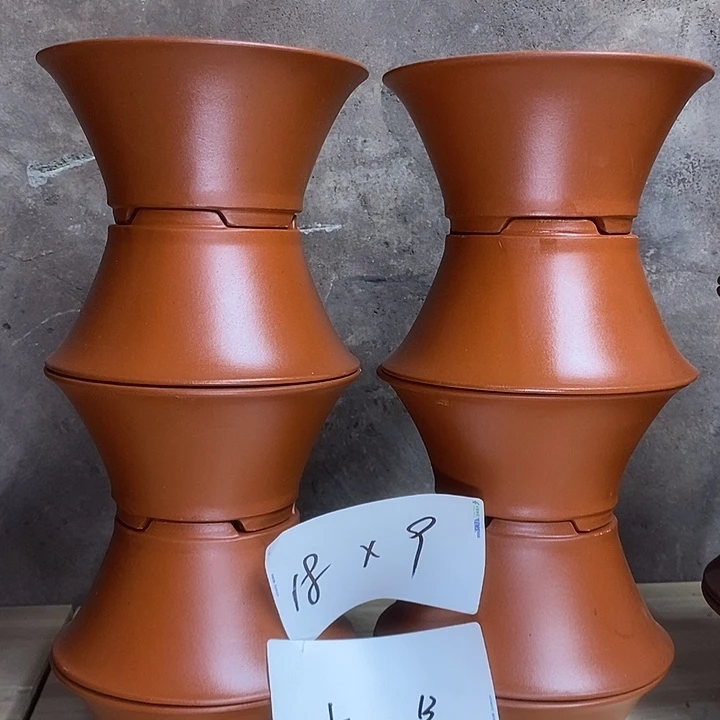 紫砂花盆我在外面