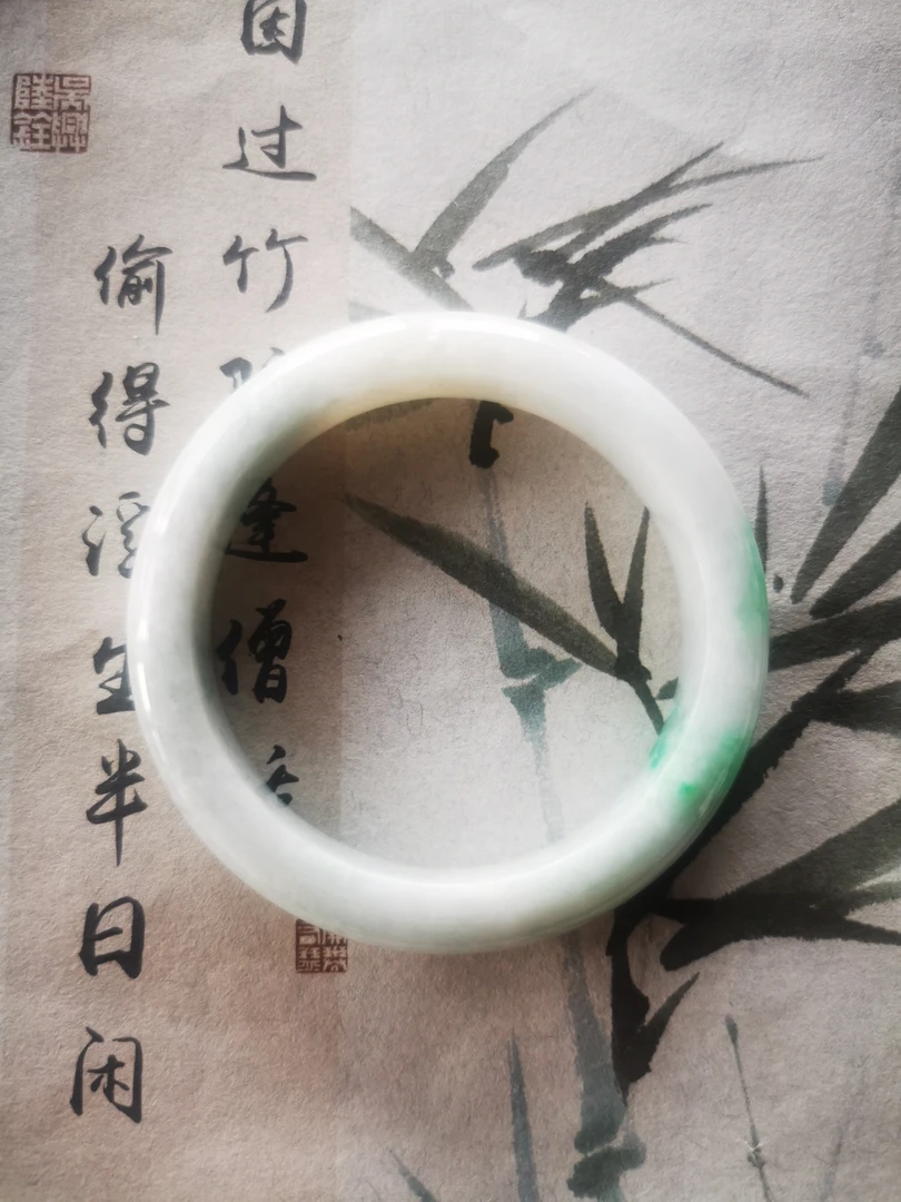 F2054 五十七＋缅甸冰润飘绿翠翡翠手镯