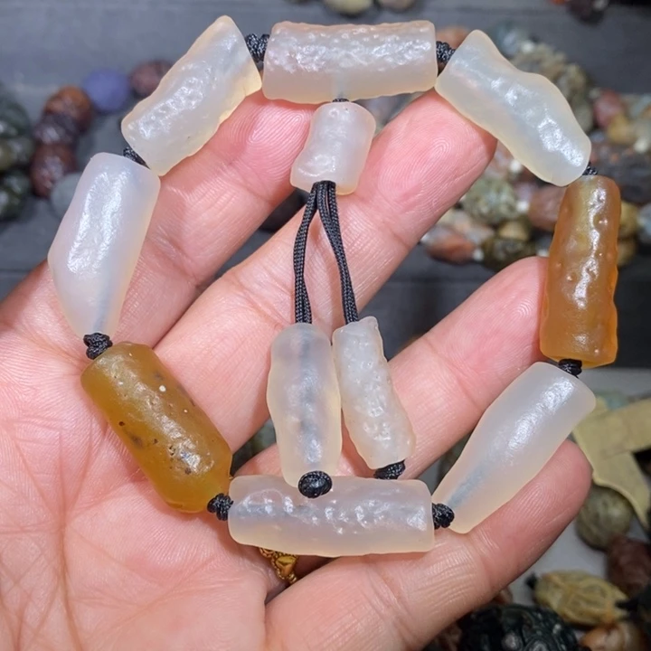 未镶嵌玛瑙/玉髓珠宝奇石