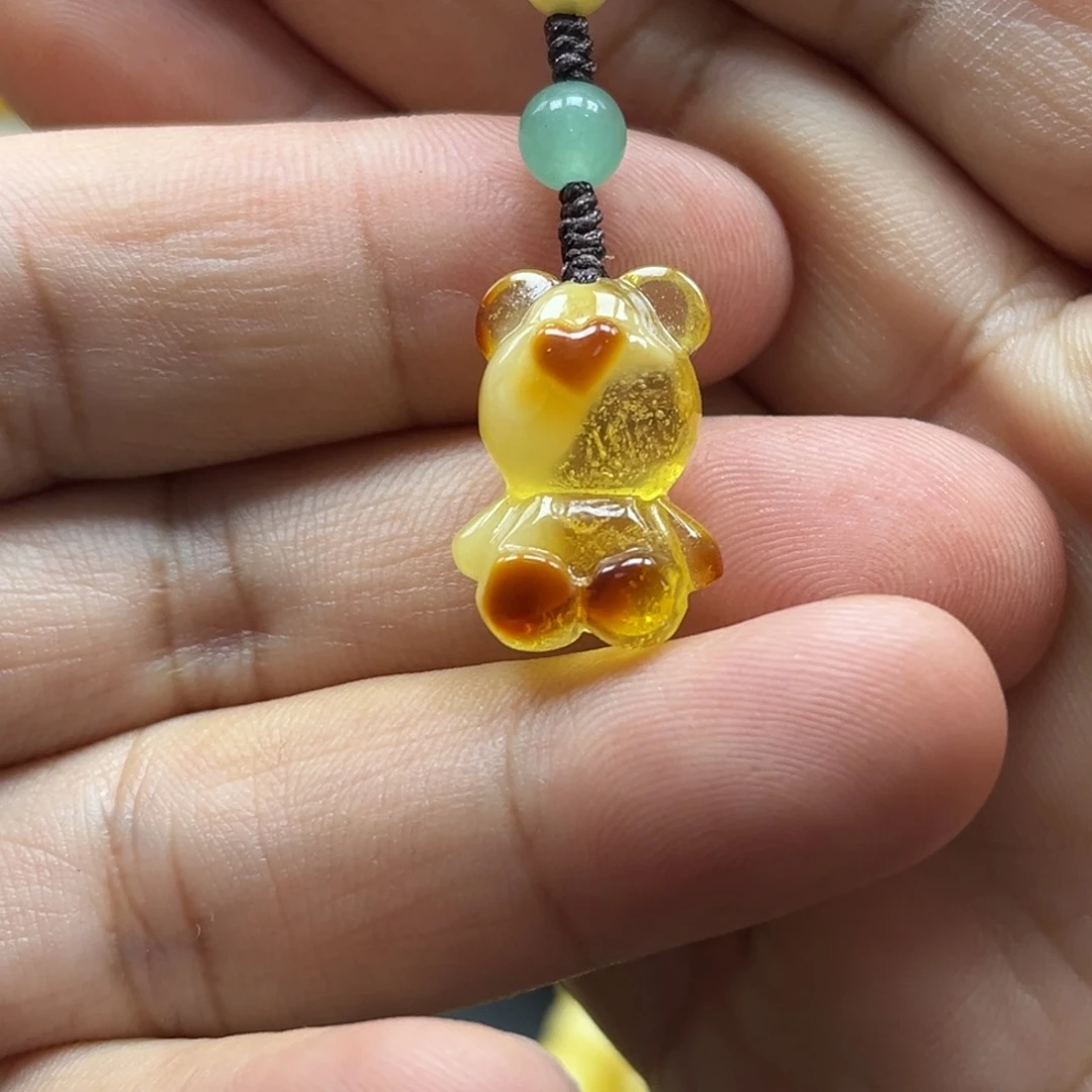 蜜蜡未镶嵌珠宝奇石