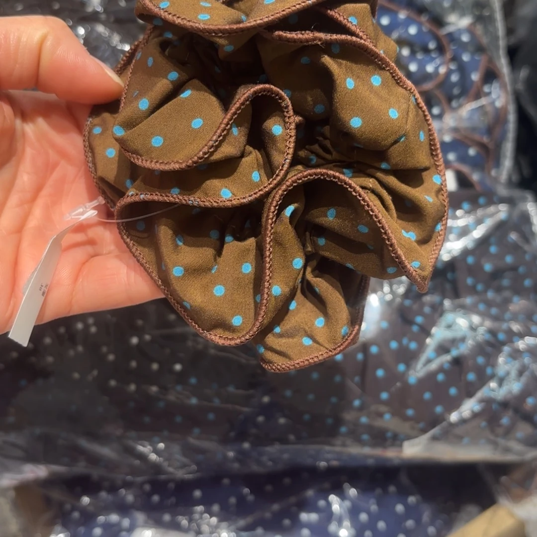 布艺铁合金咖色蓝波点小蛮腰