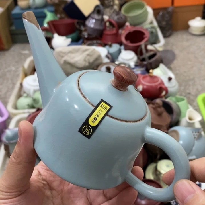 陶瓷艺术品及陶瓷壶壶