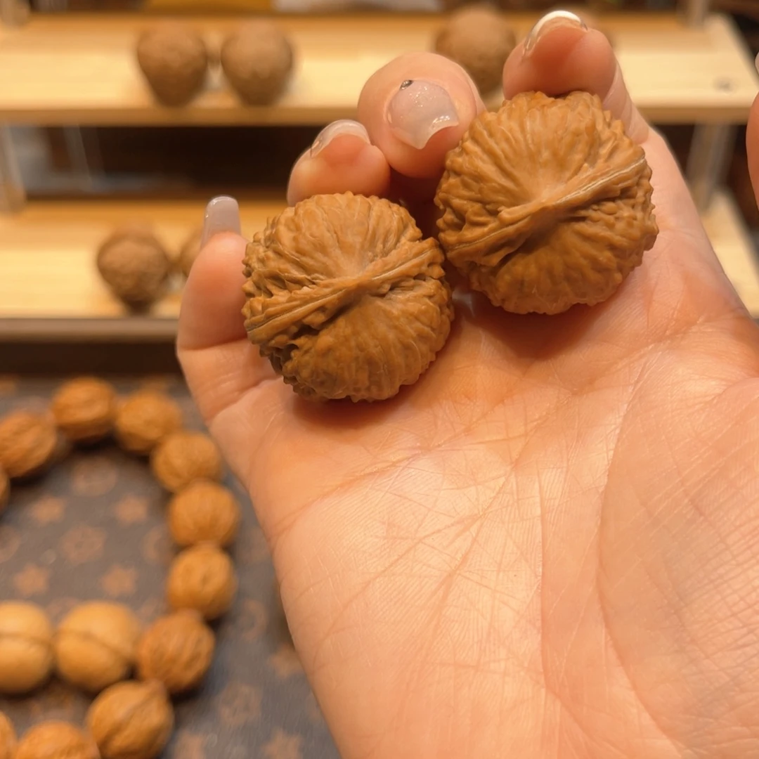 文玩核桃把件御龙方尊