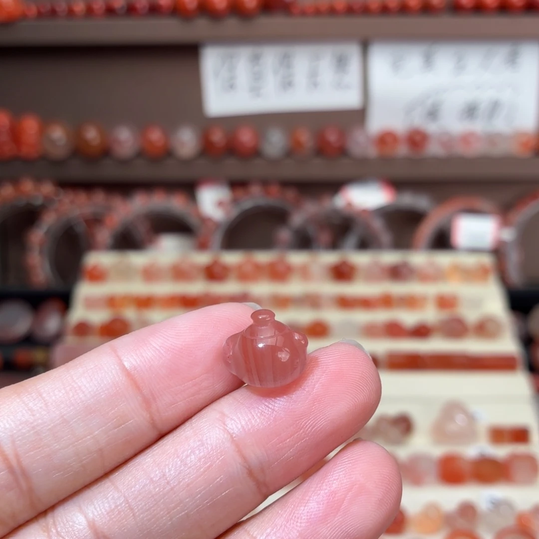 南红玛瑙未镶嵌川料把把壶