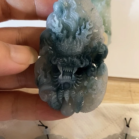未镶嵌定制翡翠牌子
