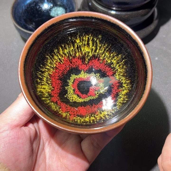 茶盏你的心在滴血呢是