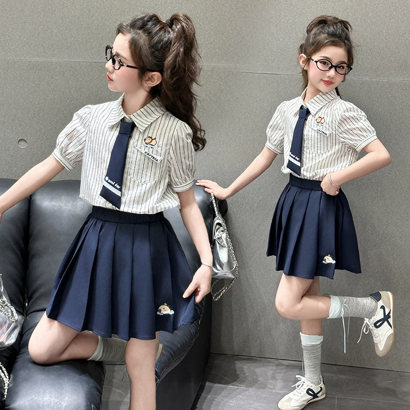 女童夏装套装2025新款洋气儿童学院风衬衫百褶半身短裙表演两件套