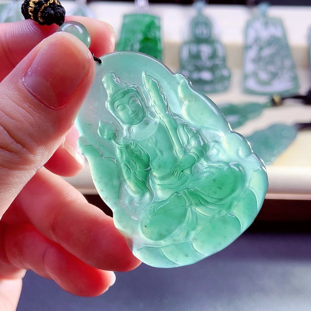 【闪购商品】颈饰未镶嵌翡翠天然