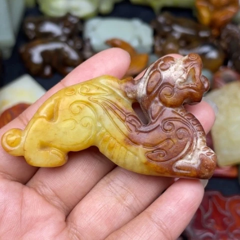 蛇纹石玉未镶嵌颈饰17